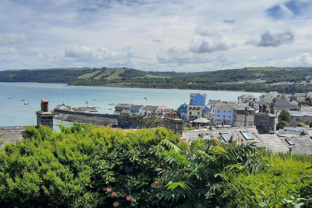 Arvonia Sleeps 7, Sea Views, Dog Friendly Villa New Quay  Ngoại thất bức ảnh